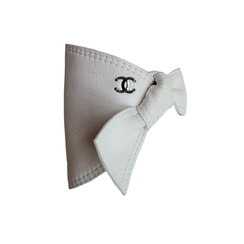 Chanel Fingerless Gloves 6.5 White Napa Leather New Karl Lagerfeld Era Authentic