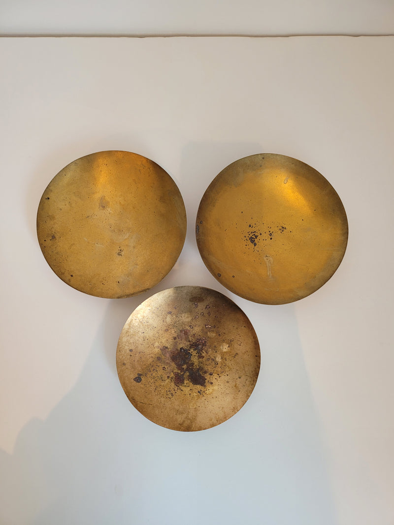 Tom Dixon design - brass form bowl set (3x) 'Electric' tarnished gold finish