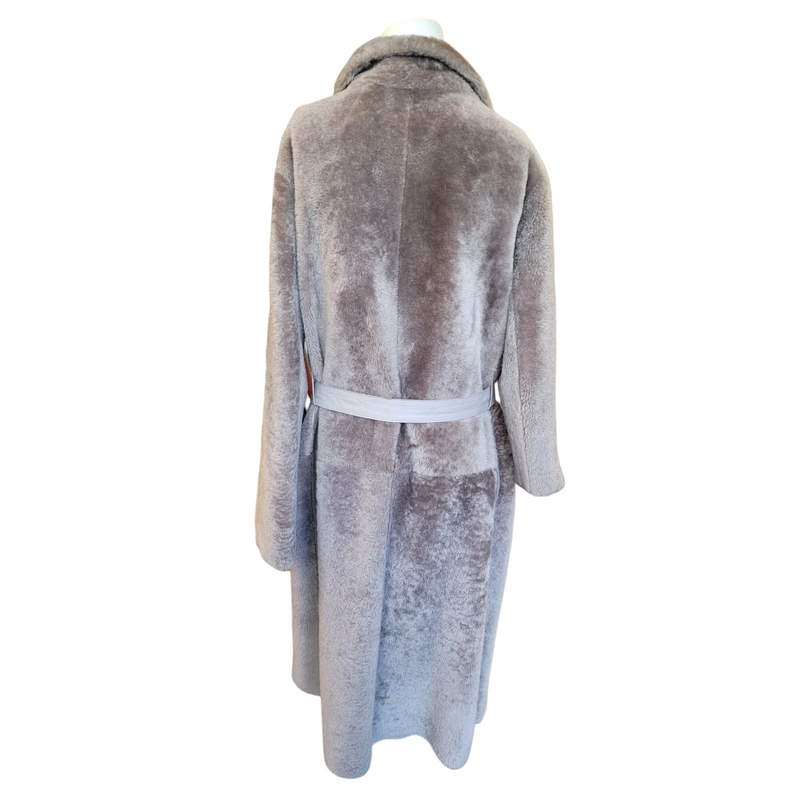 Yves Salomon Immaculate Grey Coat in 100% Lamb, Size 38