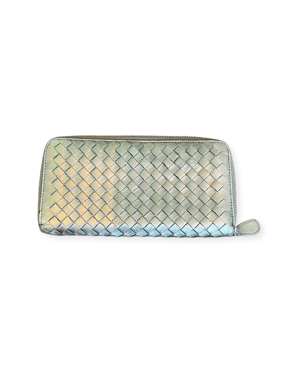 Luxury Metallic Gold Woven Leather Purse with Credit Card Holder Elegant and High-Quality