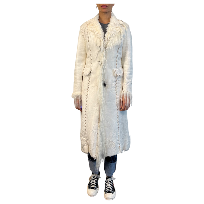 Elegant White Beige Flattering Mid-Length Shearling Coat Size 38